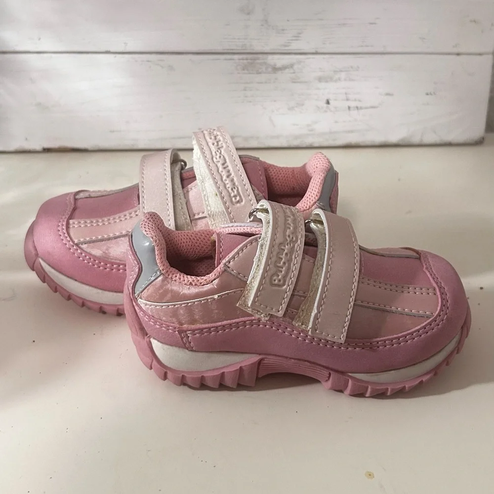 Bubble gum Pink light Sneakers Toddler girls size 8.5